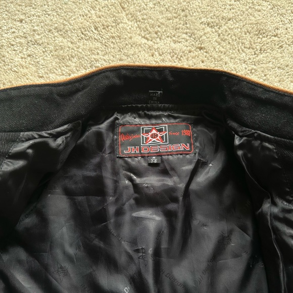M&M’s NASCAR JACKET KIDS MEDIUM - Picture 5 of 6